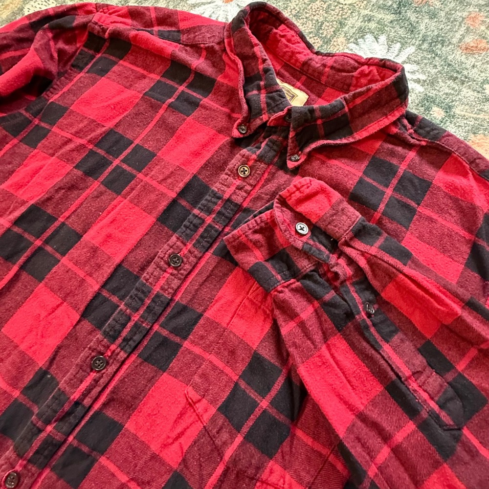 The Foundry Supply Co Mens XLT Red Black Buffalo Plaid Flannel Shirt Cotton Tall